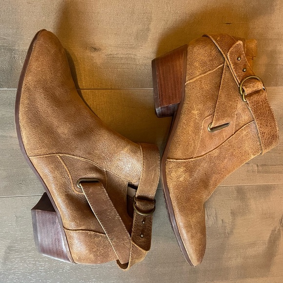 Clark’s Women's Tan Ankle Boots 12m - Picture 4 of 8